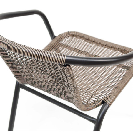 Silla de metal con asiento mimbre gris