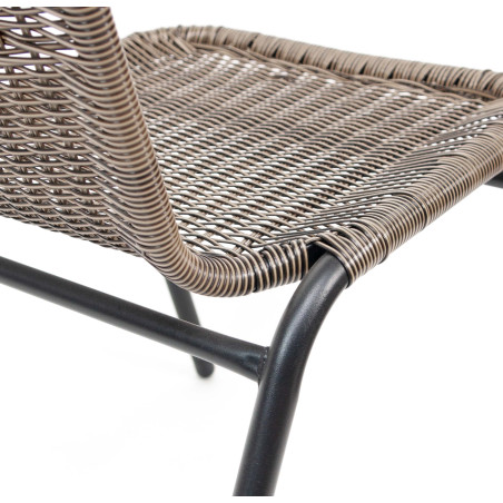 Silla de metal con asiento mimbre gris