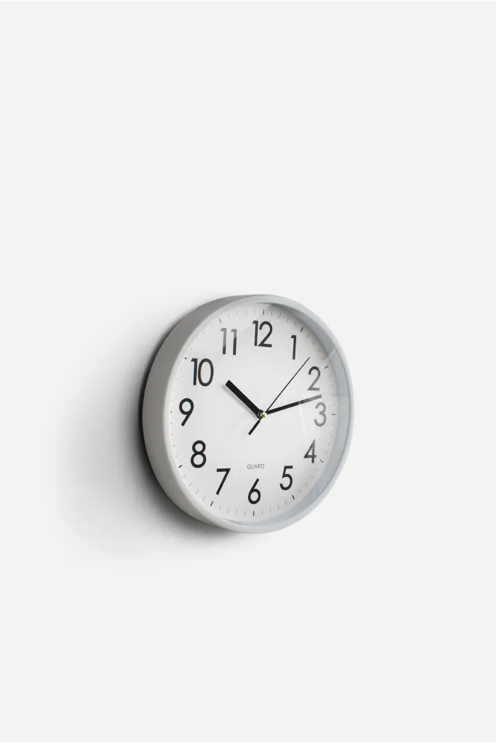 Reloj de Pared PP Ø20x3,5 cm – 2 Colores