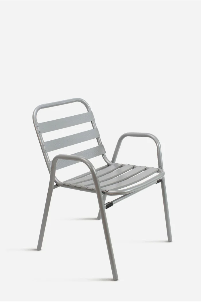 silla de jardín de aluminio ulma apilable con reposabrazos en gris