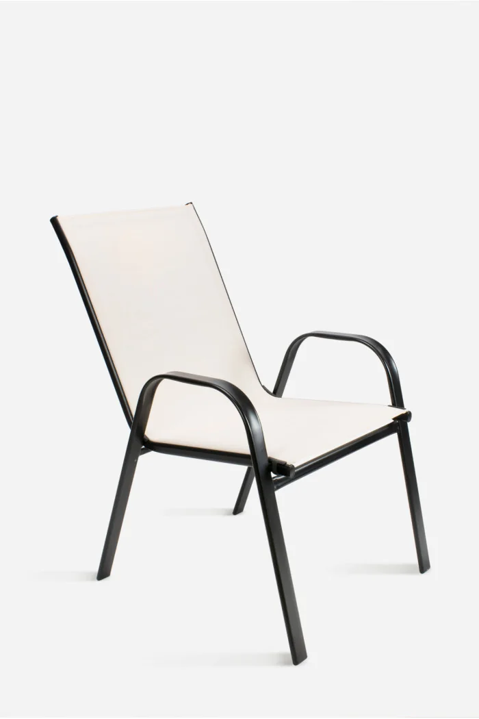Silla de metal con lona