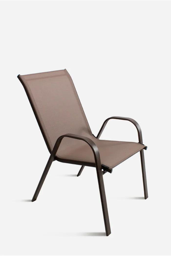 Silla de metal con lona