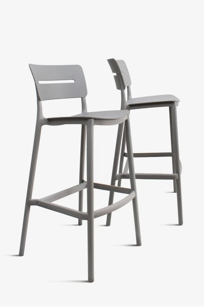 taburete alto nordico ranurado modelo kamila gris - pack