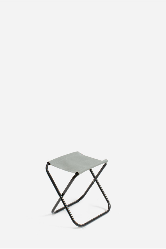 Taburete Plegable de Camping con Estructura de Metal - Varios Colores