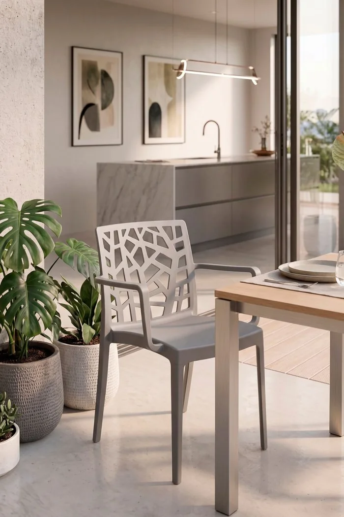 Silla Interior y Exterior Doha con Reposabrazos